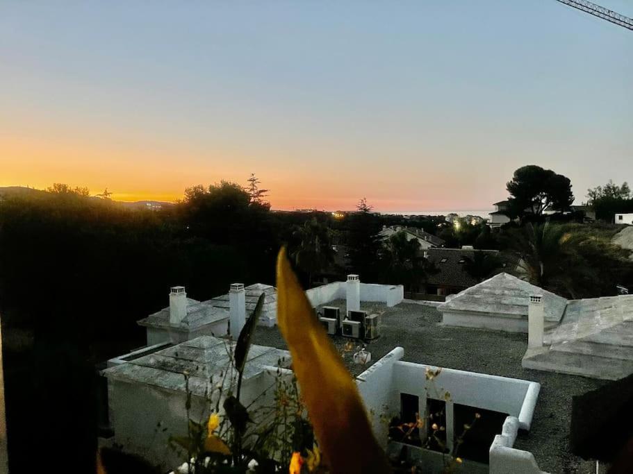 Luxury Apartamento En Rio Real Marbella Exteriér fotografie