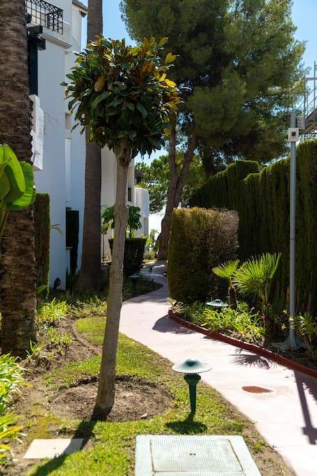 Luxury Apartamento En Rio Real Marbella Exteriér fotografie